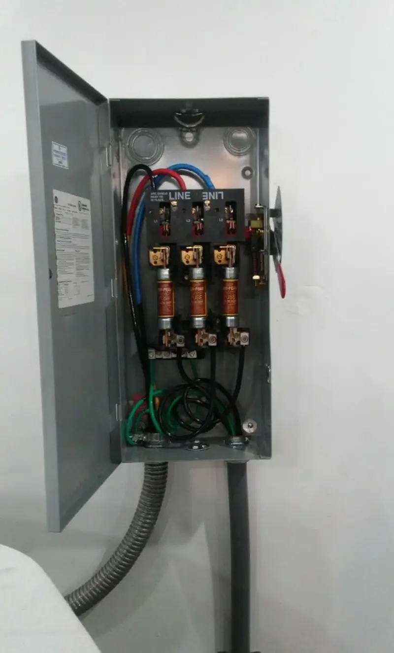 Three-phase disconnect switch installed for Electrical Wiring & Rewiring in Roosevelt